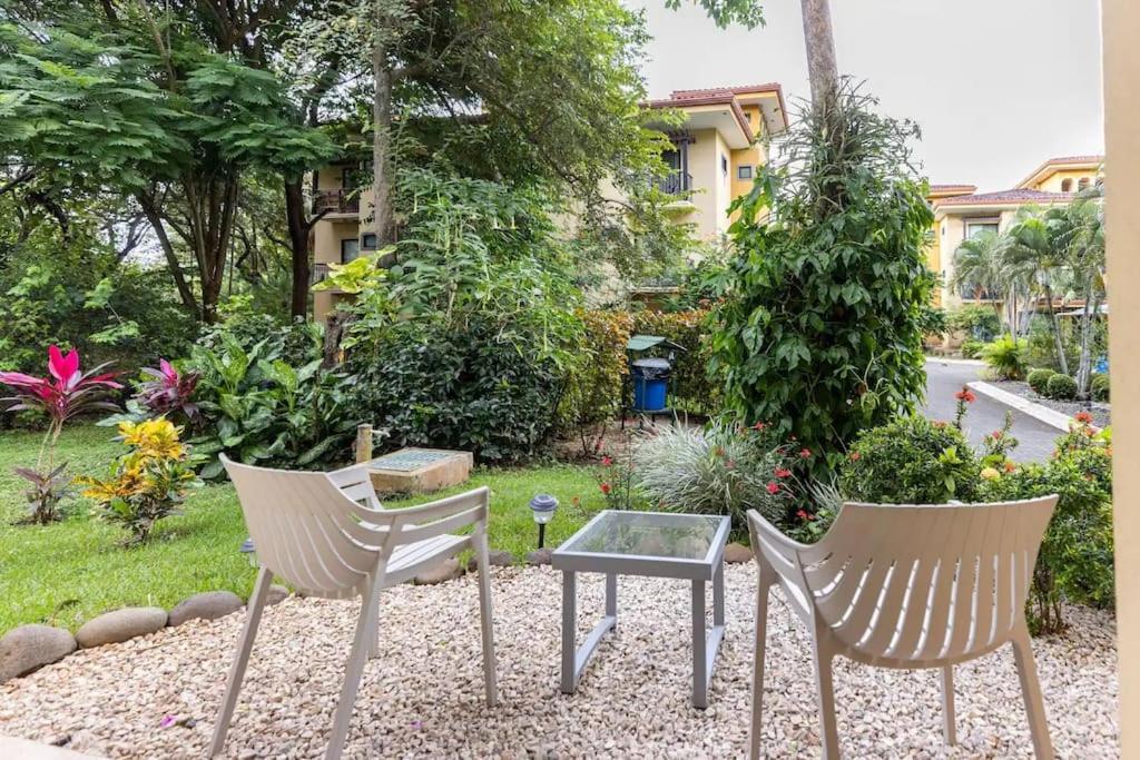 The Oaks Pool Front Fast Wifi Appartement