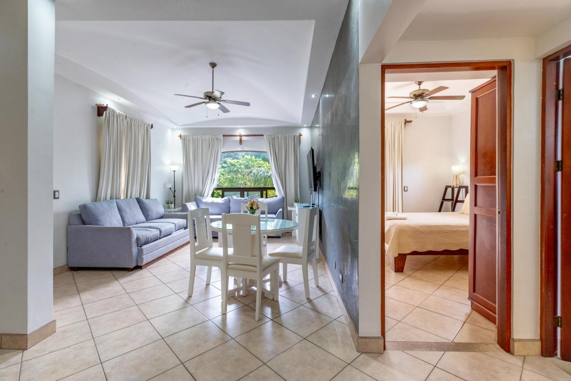 The Oaks Pool Front Fast Wifi Appartement Tamarindo