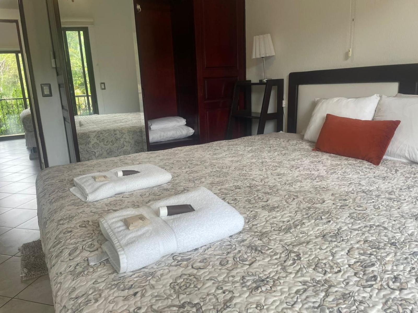 Appartement The Oaks Pool Front Fast Wifi