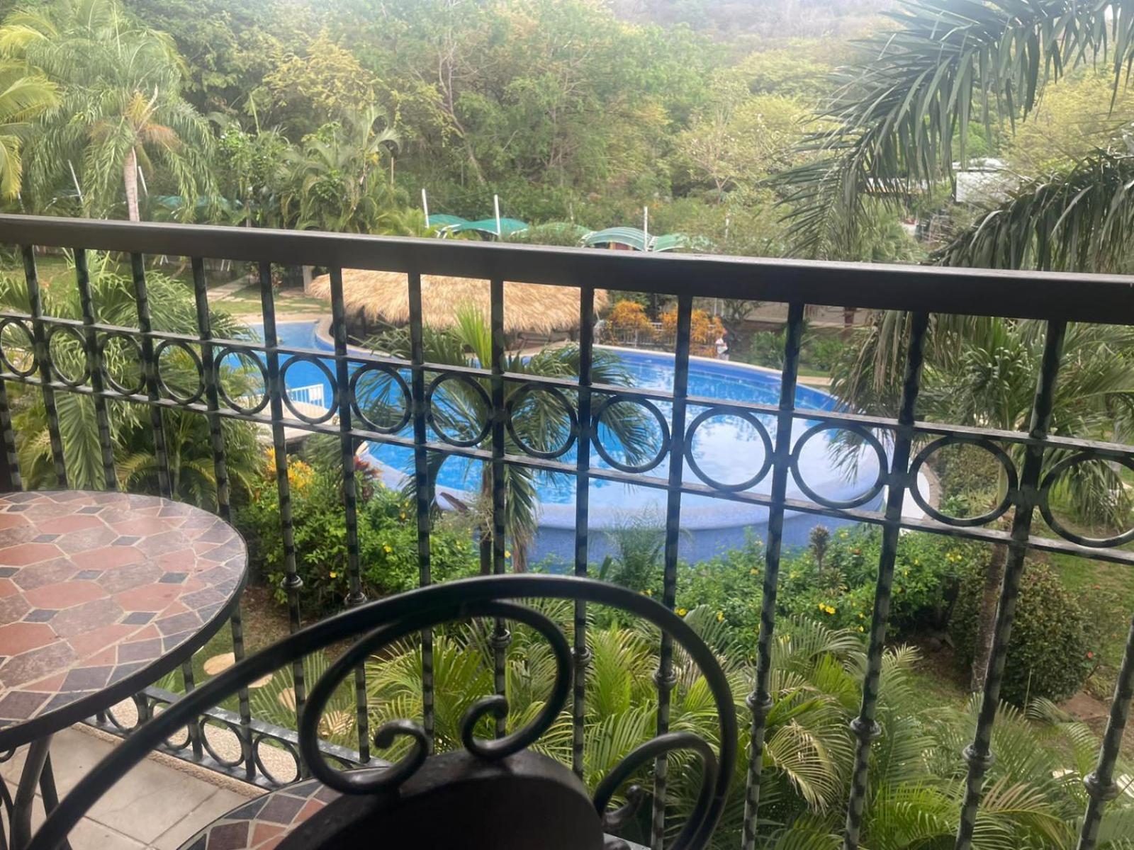 The Oaks Pool Front Fast Wifi Appartement *