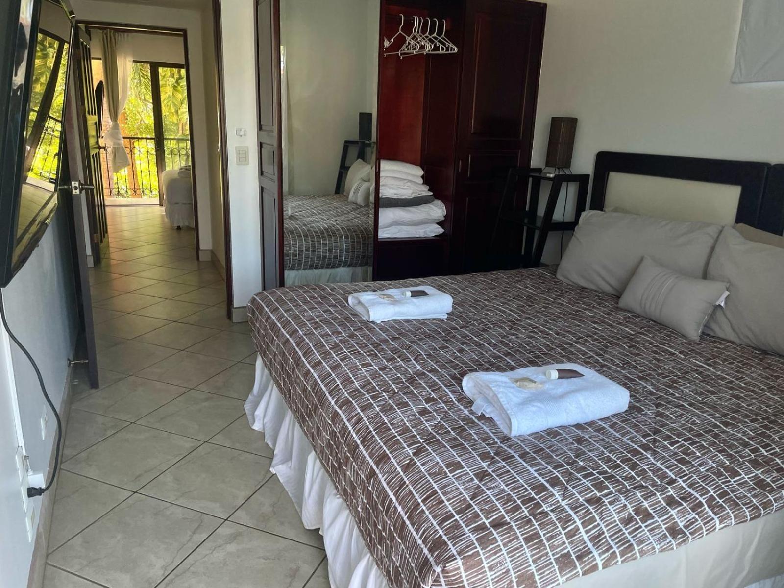 The Oaks Pool Front Fast Wifi Appartement *