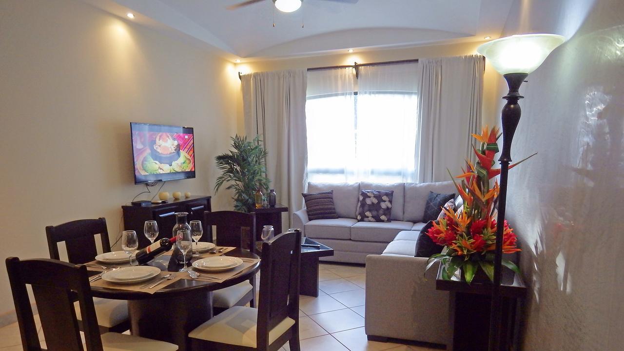 The Oaks Pool Front Fast Wifi Appartement Tamarindo